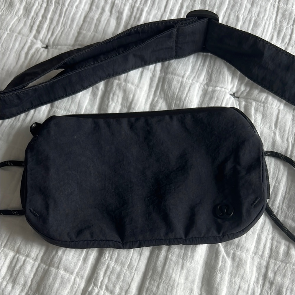 Black Lululemon Crossbody Bag
